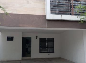 Casa de 3 habitaciones, García · Casa en Renta, Privada Arezzo, Sector Ravello, Dominio Cumbres, García, N. L.