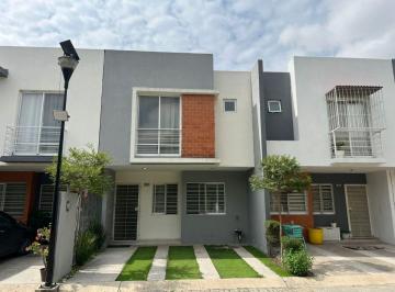 Casa en condominio de 3 habitaciones, San Pedro Tlaquepaque · Casa en Renta, Paseo de Los Parques, Tlaquepaque