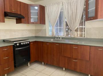 Casa en condominio · 74m² · 3 Recámaras · 2 Estacionamientos · Casa en Renta Paseos del Bosque - (4)