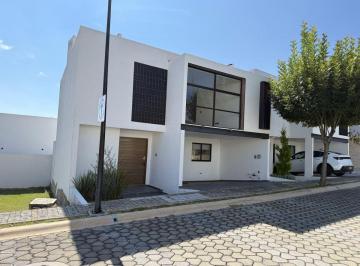 Casa de 3 habitaciones, San Andrés Cholula · Casa Wn Renta Parque Aguascalientes, Lomas de Angelopolis Puebla