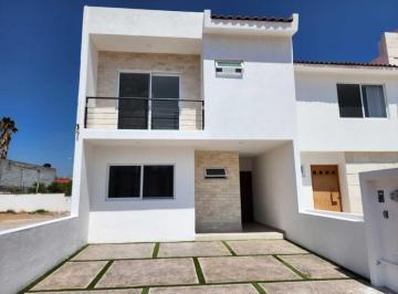 c0ee9efd328c624b58a32256224163273e185110c4edd442f1e064471209443e · Casa en Venta en Pedregal de Schoenstatt, Corregidora, Querétaro