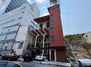 Casa de 5 habitaciones, Monterrey · Casa en Renta en Vistahermosa, Monterrey, Nl