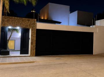 Casa de 4 habitaciones, Zapopan · Residencia en Venta | Segunda Sección de Bugambilias