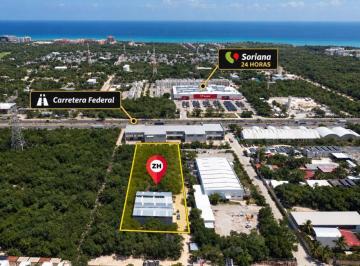 Bodega comercial , Solidaridad · Renta de Bodegas Sobre Av Sian Kaan en Playa del Carmen, Cerca de La Toscana.