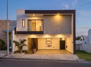 f1e044a1dbc9dc970c6a0fd6fba30b6a061b0ec40d530110a92c46c6ef381f62 · Casa en Venta en Veracruz Lado Sombra y Hab. en Pb. Fracc. Lomas de La Rioja