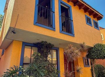 Casa en condominio · 181m² · 3 Recámaras · 2 Estacionamientos · Casa en Condominio en Venta en Los Reyes Coyoacán con Terraza y 3 Recámaras
