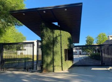2 · Casa en Venta en El Barro en Carretera Nacional, Zona Sur