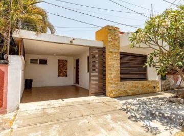 5aca4efbb0f81f86e70ab1d8a67e6cd5e9de81492e98bf4701bb35fb2be54054 · Casa de Una Planta en Venta en García Ginerés