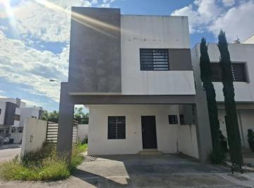 1 · Casa en Renta Amueblada en Palmas Diamante, en San Nicolás de Los Garza. N. L.