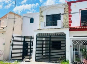 1 · Casa en Venta en Hacienda Los Morales, San Nicolas de Los Garza