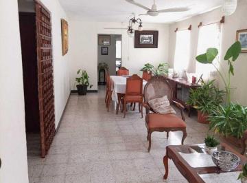 f8c701bdb675ef68cf602068813e12b46d89854e77a53a761759790314fec6e1 · Casa de 9 Dorm., en Venta, Sobre La Av Alemán