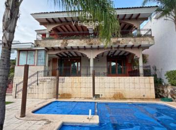 1 · Casa en Renta en Las Cañadas, Zapopan