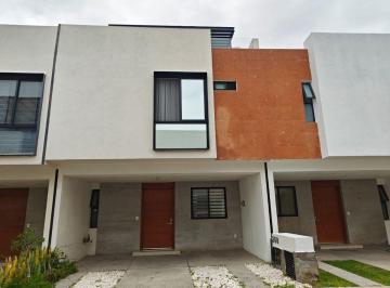 Casa de 3 habitaciones, San Pedro Tlaquepaque · Se Vende Casa en Áurea Residencial