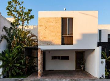 a07c0a3f0dbb0fa7d3883edcd17935bcce264f7b03e5c945febf907ed5e95341 · Casa en Venta en Praderas del Mayab