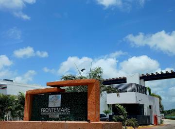 Casa en condominio de 3 habitaciones, Solidaridad · Fracc. Frontemare