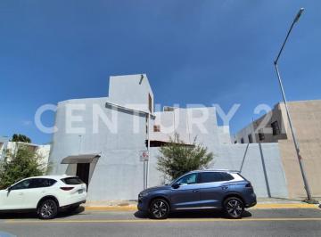 Casa · 180m² · 4 Recámaras · 2 Estacionamientos · Casa en Renta en Col. Nexxus Platinum en Escobedo