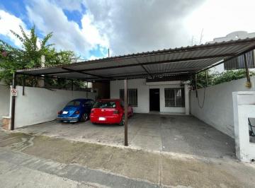 88cf395b82283eb1b6f70cebe97777cac36c414cde6eb6eaa8dbbce26900f9f4 · Casa en Venta Sobre Av en Francisco de Montejo III