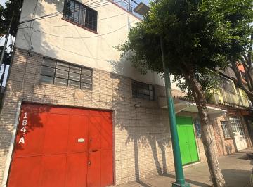 Casa uso de suelo , Benito Juárez · Casa Habitacion con Patio, Azotea y Cuarto Servicio y 2 Locales Comerciales