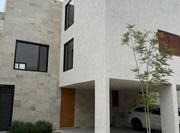 Casa de 3 habitaciones, Querétaro · Casa en Renta en Jurica Detrás de Antea - 3 Recámaras con Vestidor - Pet Friendly - Incluye Mto