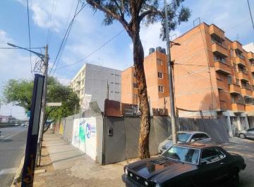 Terreno / Lote · 341m² · Terreno en Venta en Portales Oriente con Uso de Suelo Mixto Para 10 Niveles