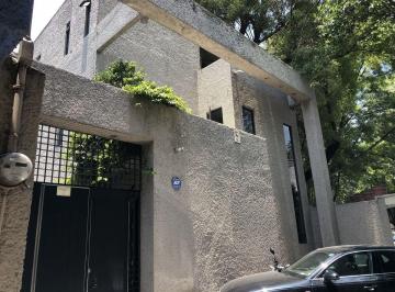 Casa · 466m² · 18 Recámaras · 6 Estacionamientos · Casa con Uso de Suelo en Venta en Nápoles a Unos Pasos del Wtc