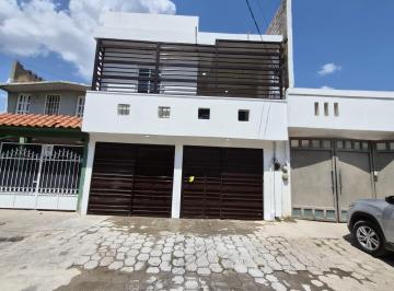 Casa · 180m² · 4 Recámaras · Casa - Silao