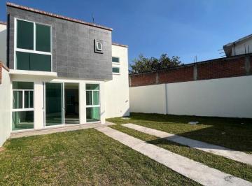 Casa de 3 habitaciones, Cuautla · Casa de 115 m² con 3 Recámaras en Venta en El Centro de Cuautla