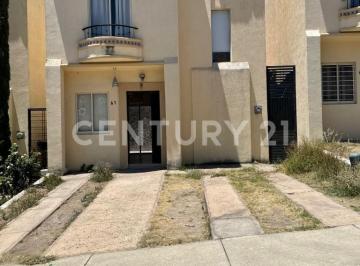 Casa · 80m² · 2 Recámaras · 2 Estacionamientos · Casa en Renta en Alta California, Tlajomulco de Zuñiga.