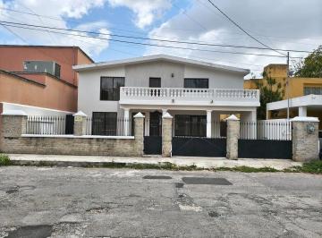 d7c5d8303782a5b4aeecb72309516b839356958375afc851a541f33f970efb34 · Casa en Renta Para Oficina a Media Cuadra del Parque de San Juanistas
