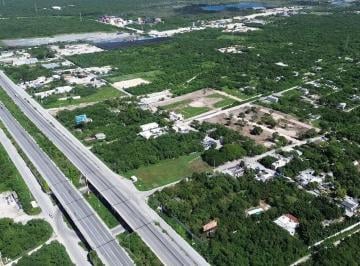 a3e8f26e908d0c3e8456364aa7e28a17c985341dddd6799f224901c712d7ecb4 · Terreno a Una Cuadra de Carretera Merida - Progreso