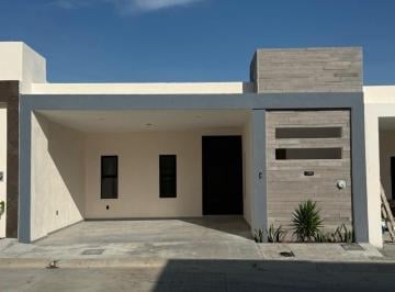 Casa · 130m² · 2 Recámaras · 2 Estacionamientos · Casa - La Riviera Veracruzana