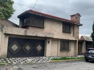 1 · Casa en Venta en Zona Cercana a Valle Don Camilo