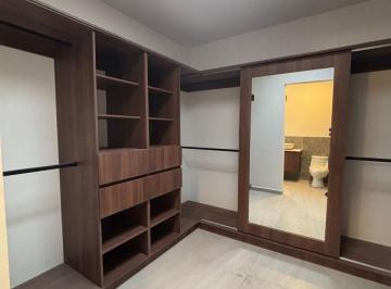 Casa en condominio de 3 habitaciones, Corregidora · Tejeda Casa de Cuatro Recámaras y Baño Completo en Planta Baja.