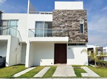 Casa · 222m² · 4 Recámaras · 2 Estacionamientos · Casa en Venta, Lomas de Angelópolis Puebla, Parque Kassia, 4 Recámaras, en Esquina con Terreno Exced