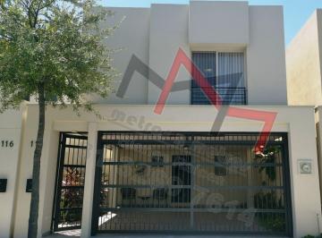 Casa de 3 habitaciones, Apodaca · Apodaca, Casa Dos Pisos en Venta
