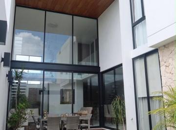 Casa · 251m² · 3 Recámaras · 2 Estacionamientos · Casa Nueva en Venta en Temozón Norte, Mérida Yucatán