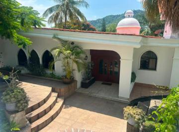 Casa en condominio de 5 habitaciones, Zapopan · Residencia en Las Cañadas Venta