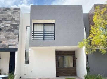 Casa de 3 habitaciones, Villa de Pozos · Casa Semi Nueva en Privada Acacia Villa de Pozos