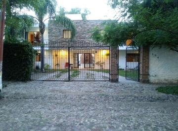 Casa de 3 habitaciones, León · Casa en Renta en El Carmen con Alberca