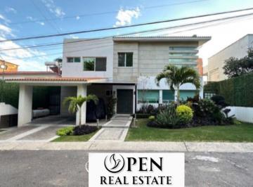 Casa de 4 habitaciones, Yautepec · Hermosa Casa en Venta Zona Lomas de Cocoyoc