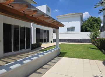 Casa en condominio de 3 habitaciones, San Andrés Cholula · Casa en Venta con Jardín Amplio en La Vista Country Club