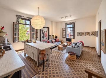 1 · Departamento en Venta en Centro Histórico, Justo Sierra, Edificio del Siglo Xviii