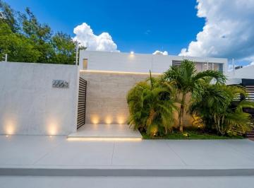 Casa en Venta de 3 habitaciones Praderas del Mayab · Residencia en Venta en Conkal, Yucatán