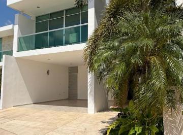Casa de 3 habitaciones, Mérida · Casa en Venta en Altabrisa Residencial