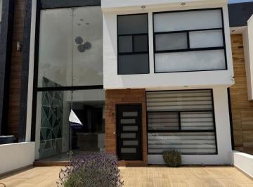 Casa de 4 habitaciones, Morelia · | Casa Moderna en Renta en Altozano |