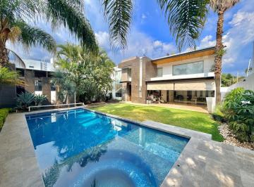 Casa de 4 habitaciones, Cuernavaca · Renta Fraccionamiento El Mascareño