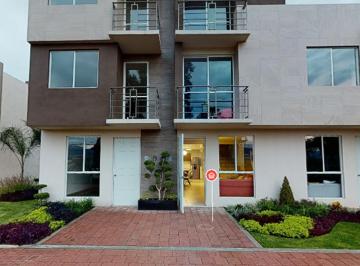 Casa de 3 habitaciones, Zumpango · Casa de Tres Niveles Tres Recámaras en Venta en Zumpango