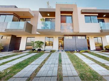 Casa de 3 habitaciones, Zumpango · Casa de Tres Niveles con Terraza en Venta en Zumpango