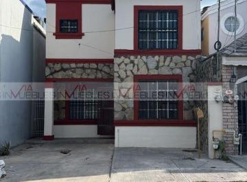Casa · 118m² · 3 Recámaras · 2 Estacionamientos · Casa en Venta en Jardines de Andalucía