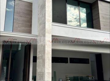 Casa · 310m² · 4 Recámaras · 3 Estacionamientos · Casa en Venta en San Andres